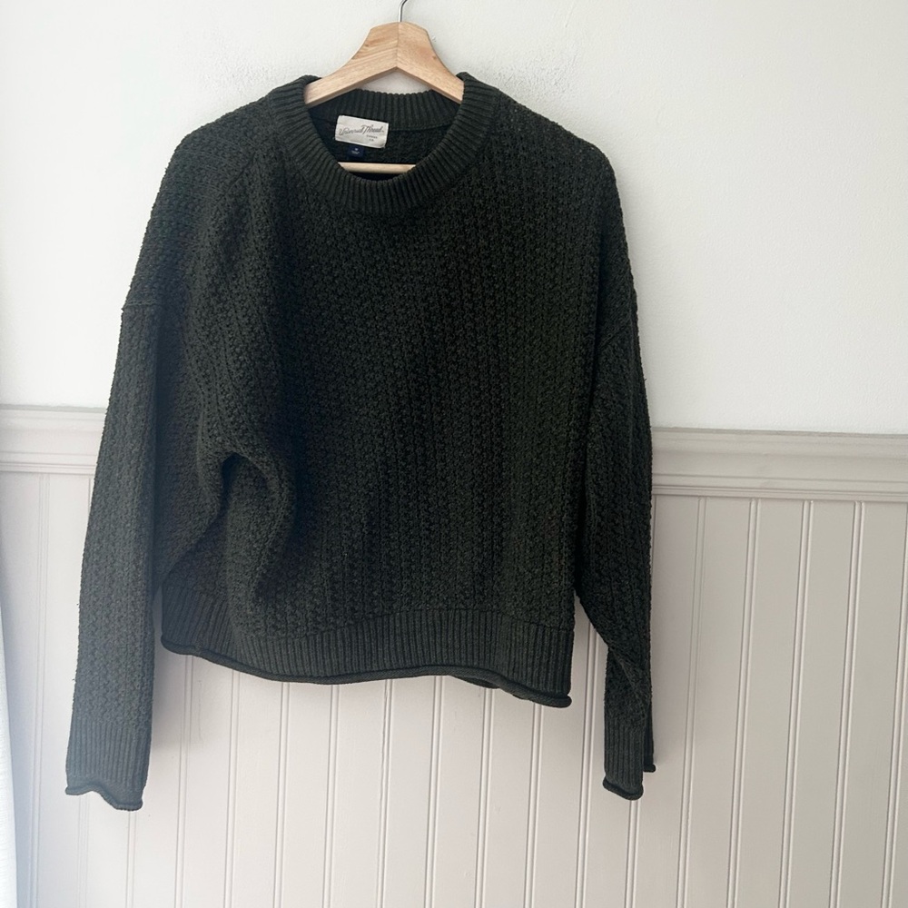 Universal Thread Medium Forest Green Knit Crew Ne… - image 1